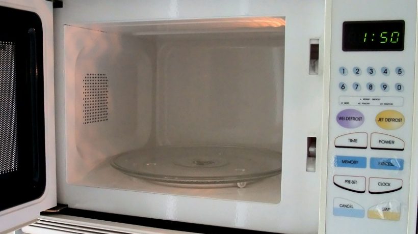 Troubleshooting a Broken Microwave with Simple Repair Tips