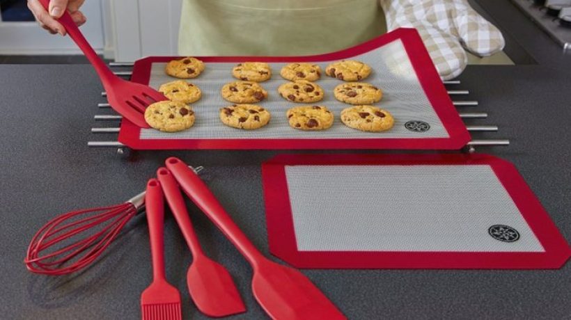 How to clean silicone kitchen utensils