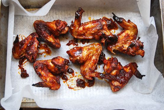 How to reheat wings
