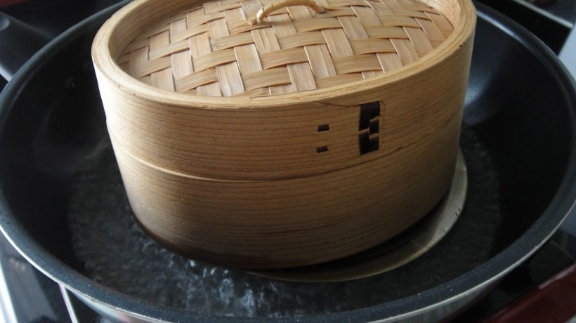 How to use a bamboo steamer basket basket