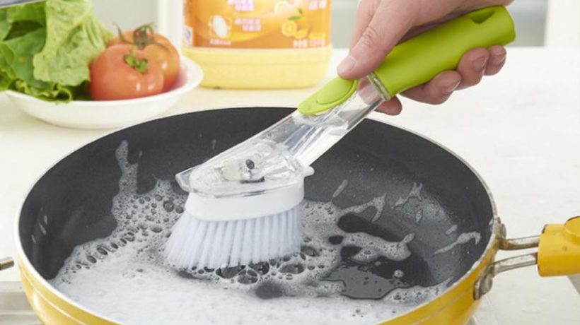 How to clean silicone utensils?