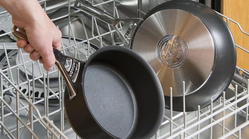 How to wash and clean circulon cookware?