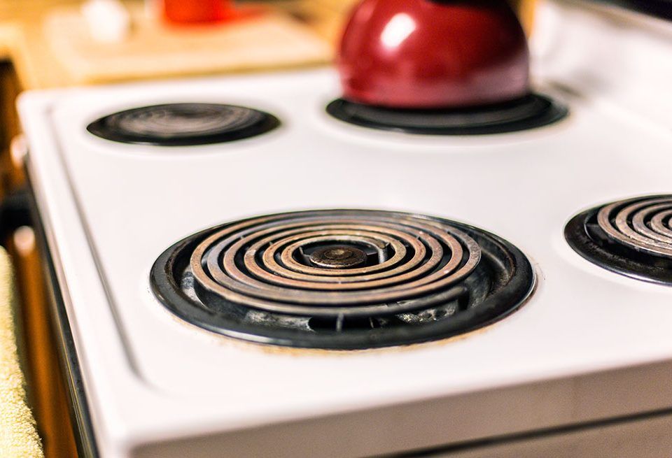 how to clean burnt stove top