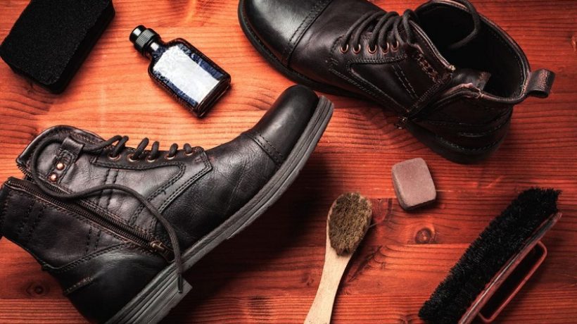 How to clean leather boots