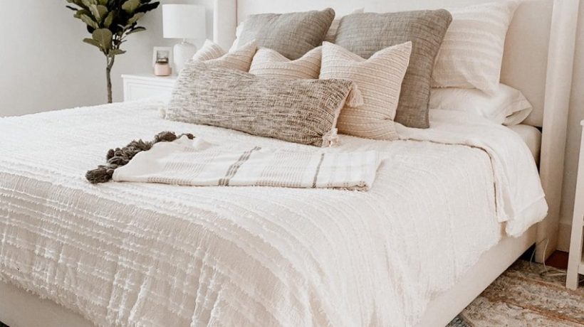TRICKS TO MAKE THE BED LIKE A PRO