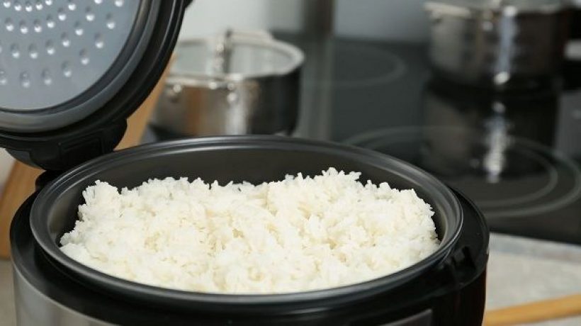 How long does a rice cooker take?