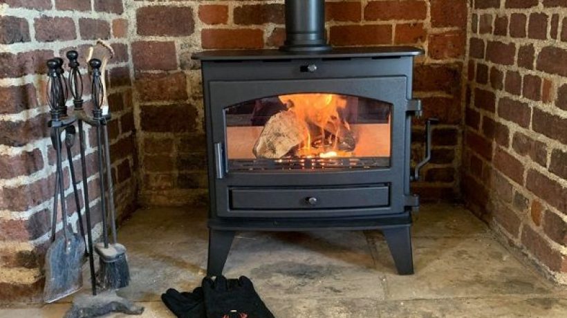 How a Clean Burning Fireplace Can Help Reduce Air Pollution and Save Money