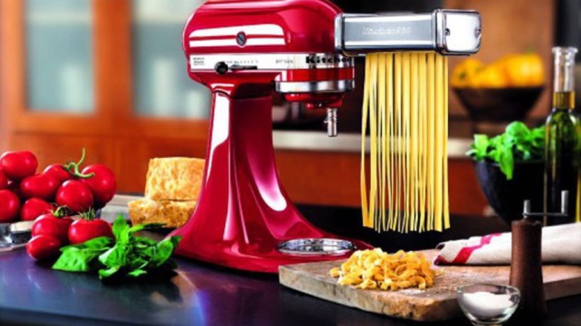 Cleaning KitchenAid Mixer: Keep Cookmate in Pristine Condition