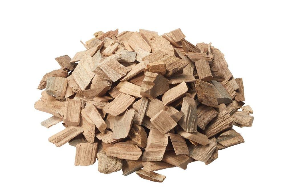 What are the best types of wood chips for smoking brisket
