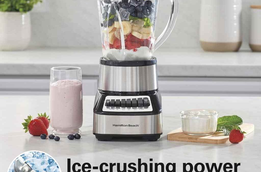 Hamilton Beach Wave Crusher Blender 40oz with 14 functions and 700W motor on kitchen counter