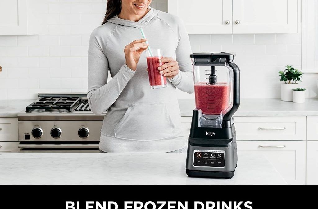 High-power Ninja blender for smoothies, frozen drinks, and ice cream