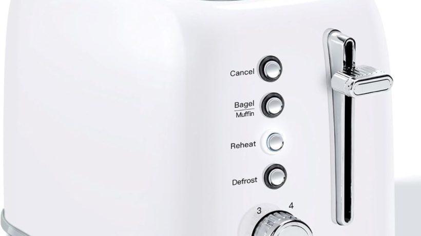 Review: Aigostar Retro 2-Slice Toaster with Wide Slots And 6 Shade Settings – A Kitchen Game-Changer or Overhyped Appliance?