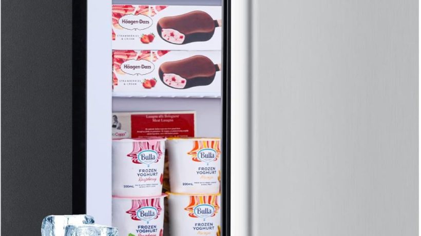 Mini Freezer Review: BANGSON 1.1 Cu.ft Upright Freezer with Removable Shelf