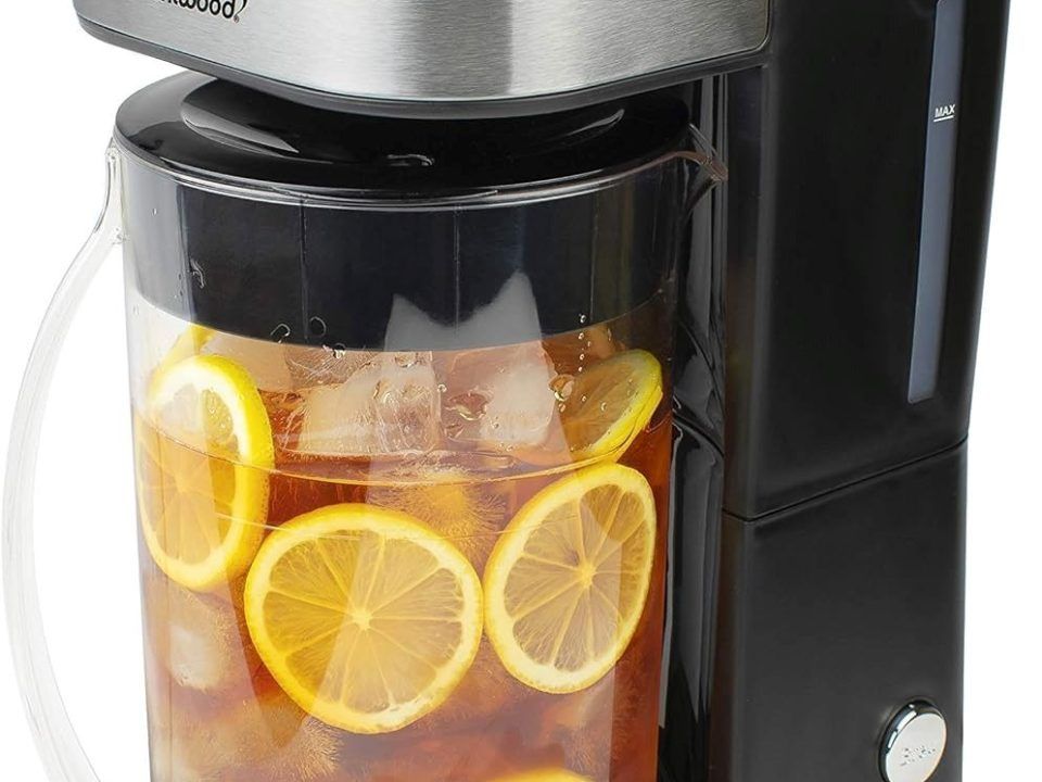 Brentwood KT-2150BK iced tea and coffee maker with 64-ounce pitcher in black