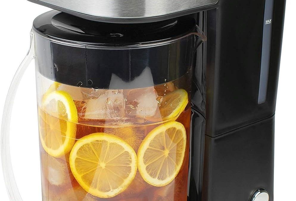 Brentwood KT-2150BK iced tea and coffee maker with 64-ounce pitcher in black