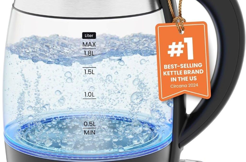 Chefman 1.8L electric kettle with borosilicate glass and stainless steel filter