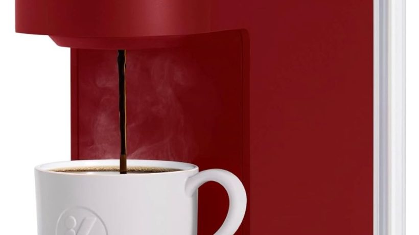 Keurig K-Slim Single Serve Coffee Maker – 3 Brew Sizes, 46oz Reservoir, Scarlet Red: A Comprehensive Review