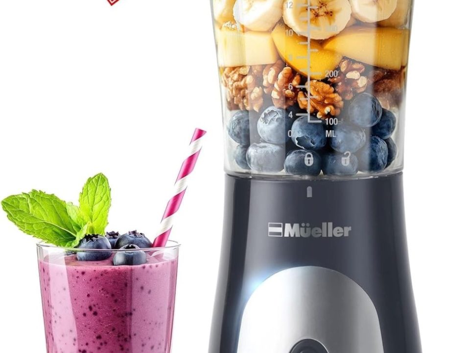 Mueller 15oz personal blender with stainless steel blades for smoothies, shakes, and frozen drinks.