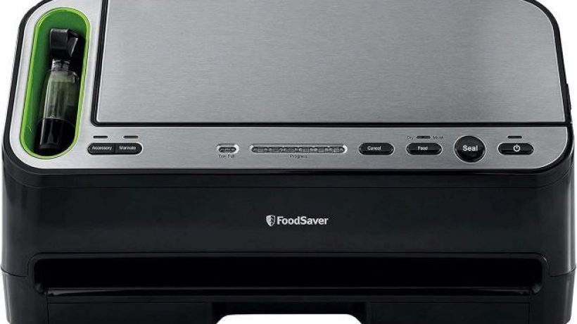 FoodSaver V4400 Vacuum Sealer: Full Review And Starter Kit Breakdown