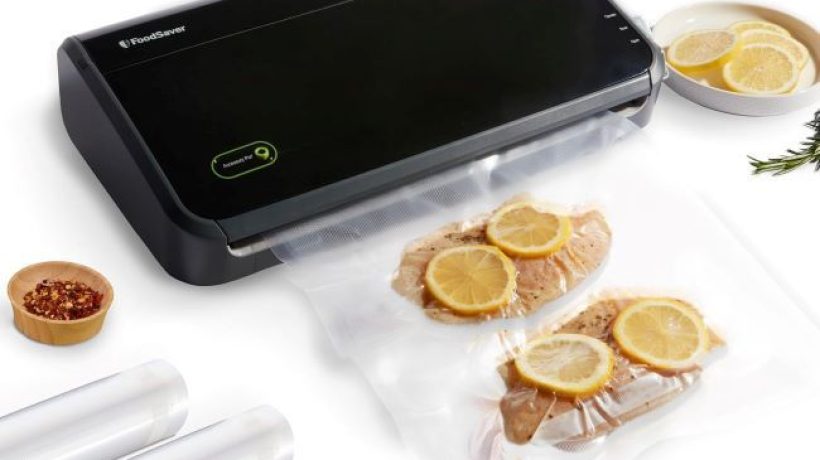 FoodSaver Vacuum Sealer Review: Automatic, Sous Vide Ready And Complete Kit
