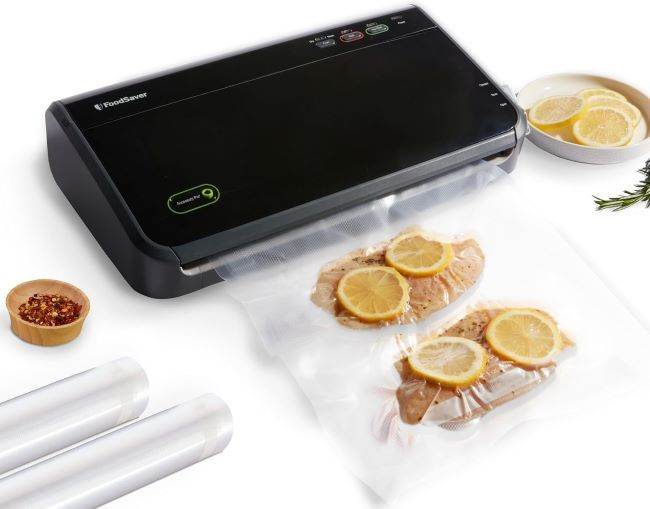 FoodSaver automatic vacuum sealer machine with bag detection and sous vide compatibility