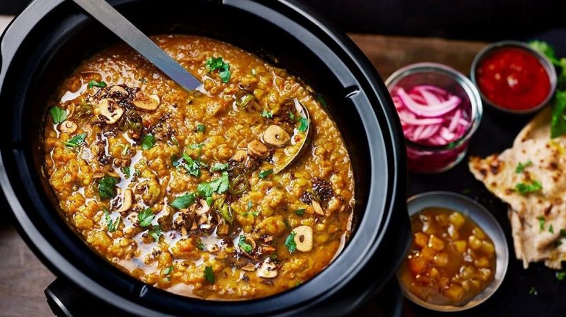 How to Use a Slow Cooker for Easy, Flavorful, and Time-Saving Meals