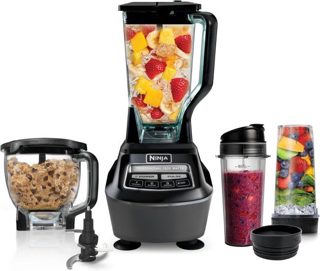 Ninja Kitchen System blending smoothies and processing ingredients in a North Carolina kitchen