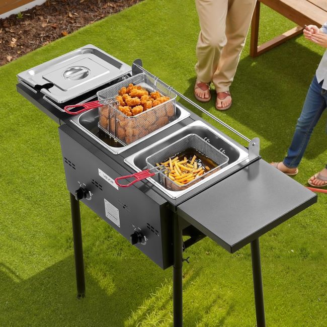 Commercial-style VEVOR outdoor deep fryer for backyard cooking, tailgates, and family gatherings