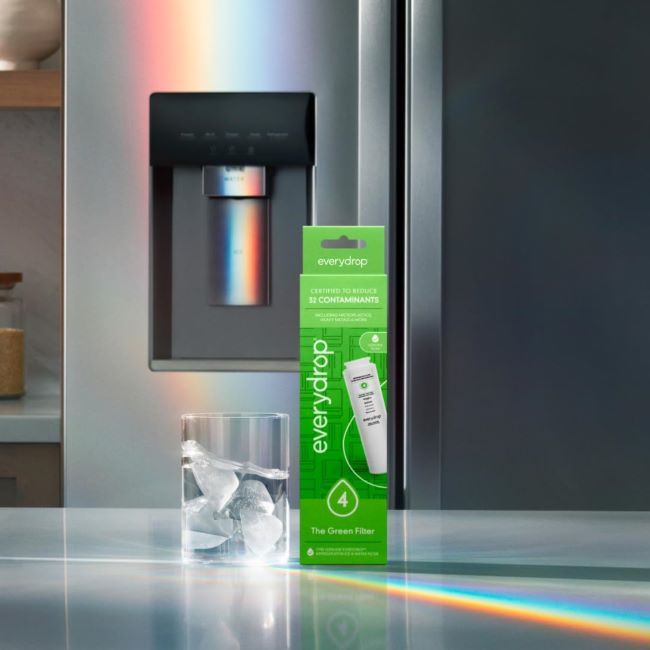 everydrop EDR4RXD1 refrigerator filter providing convenient kitchen water filtration and maintenance