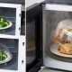Leraze glass microwave cover protecting food from splatters